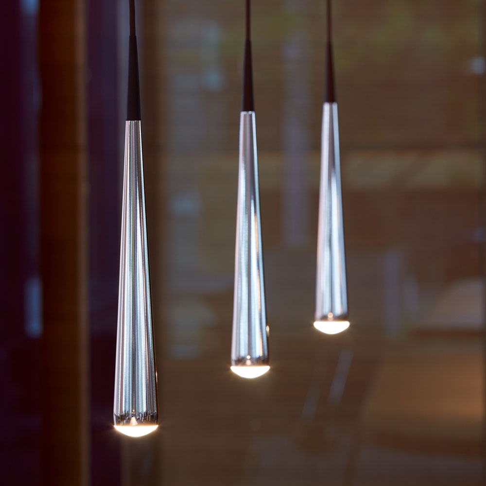 LED-Pendelleuchte Niceone von GRAU mit pr&auml;ziser Lichtlenkung, hoher Farbwiedergabe und dimm2warm-Funktion f&uuml;r stimmungsvolles Licht.