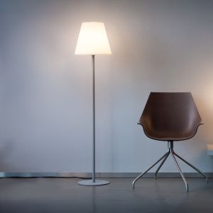 Helestra Moris Stehleuchte 1500 mm bei lampenonline.de